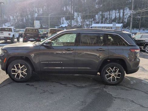 New 2025 Jeep Grand Cherokee Limited image 6