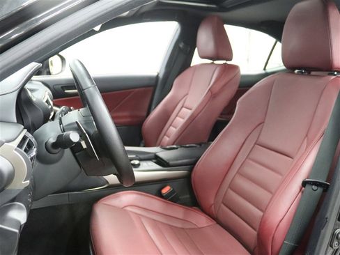 Used 2020 Lexus IS 300 F Sport w/ F Sport Package image 10