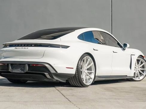 Used 2020 Porsche Taycan Turbo S image 7