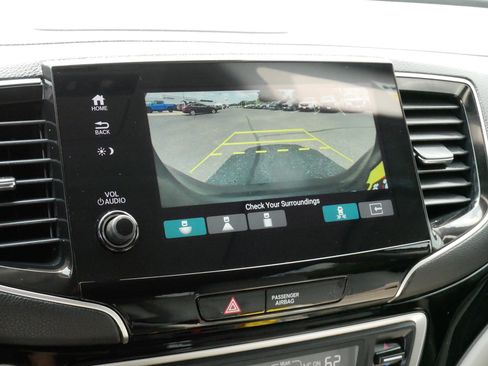 Used 2022 Honda Pilot Touring image 29