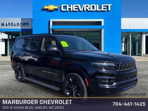 Used 2023 Jeep Grand Wagoneer Series II w/ Quick Order Packagew 28T AWD/4WD image 1