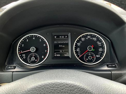 Used 2016 Volkswagen Tiguan SE FWD image 22