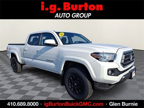 Used 2022 Toyota Tacoma SR5 image 1