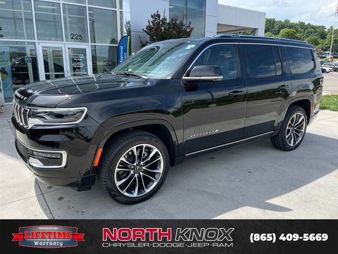 Used 2025 Jeep Wagoneer Series III w/ Premium Group I AWD/4WD image 1