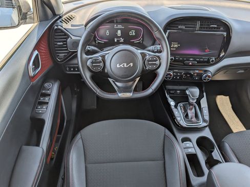 Used 2024 Kia Soul GT-Line w/ Option Group 020 image 17