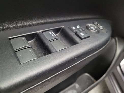 Used 2017 Honda Accord Sport image 27