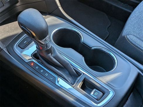 Used 2022 Chevrolet Equinox LT image 15