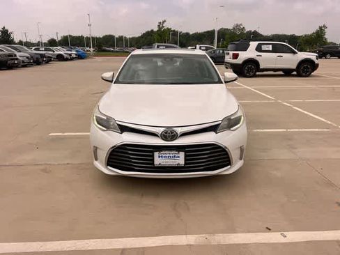 Used 2017 Toyota Avalon Limited FWD image 7
