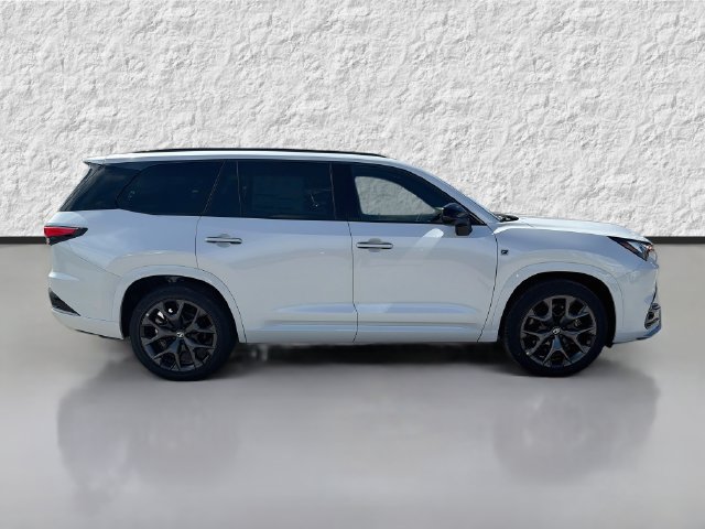 New 2026 Lexus TX 500h AWD image 15