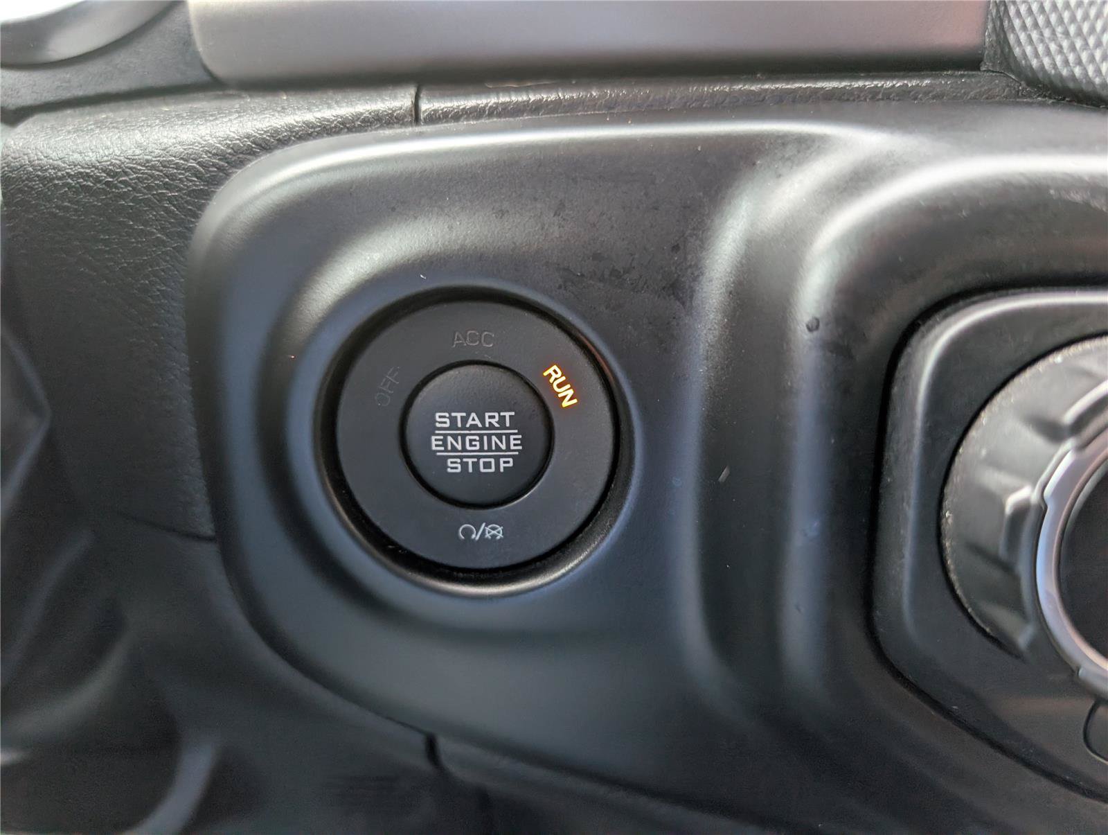 Used 2022 Jeep Wrangler Unlimited Sport AWD/4WD image 25