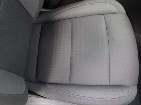 Used 2022 GMC Sierra 1500 SLE image 30