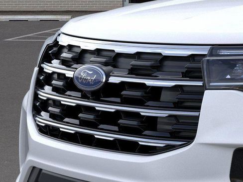 New 2026 Ford Explorer Active w/ Active Comfort Package image 17