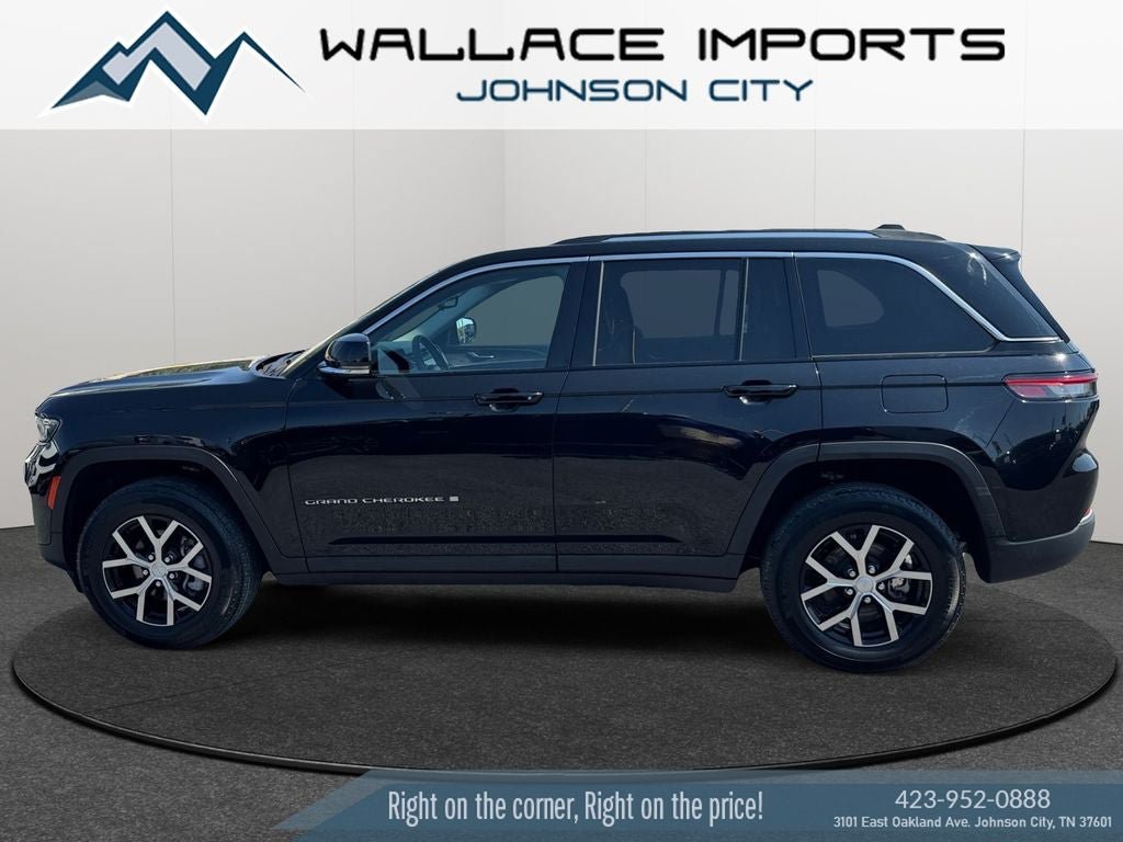 Used 2023 Jeep Grand Cherokee Limited AWD/4WD image 1
