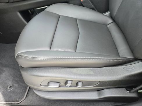 New 2026 Cadillac XT5 Premium Luxury w/ Driver Assist Package FWD image 18
