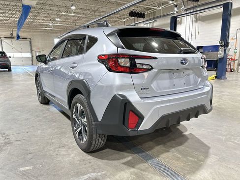 Used 2024 Subaru Crosstrek 2.0i Premium image 6
