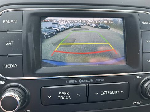 Used 2015 Kia Forte EX w/ UVO Package W/17" Alloys image 14