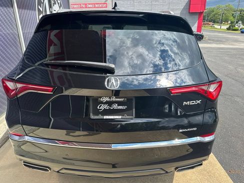 Used 2023 Acura MDX SH-AWD w/ Advance Package image 11