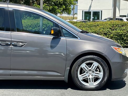 Used 2013 Honda Odyssey Touring image 36