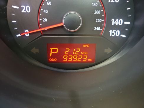 Used 2011 Kia Sorento EX w/ Limited Pkg image 32