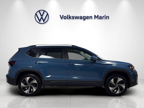 New 2026 Volkswagen Taos SE AWD/4WD image 6