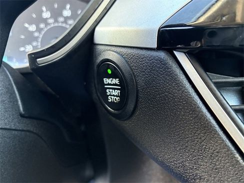 Used 2022 Ford Escape SE w/ Convenience Package image 31