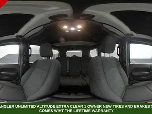 Used 2022 Jeep Wrangler Unlimited Sport AWD/4WD image 43