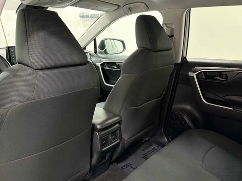 Certified 2021 Toyota RAV4 LE AWD/4WD image 24