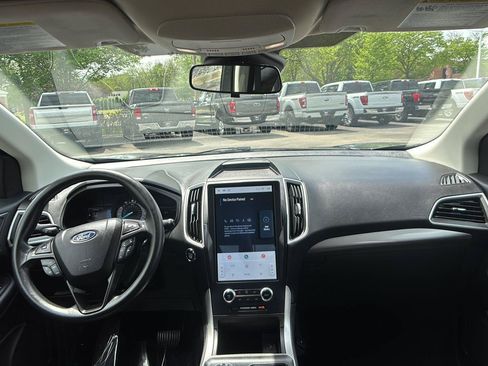 Used 2023 Ford Edge SE w/ Black Appearance Package AWD/4WD image 18