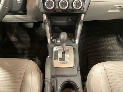 Used 2018 Subaru Forester 2.5i Limited AWD/4WD image 11