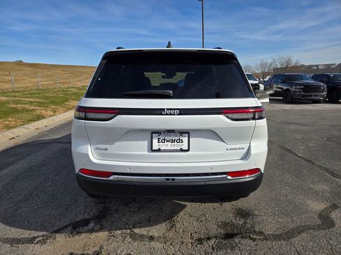 New 2025 Jeep Grand Cherokee Laredo X image 5