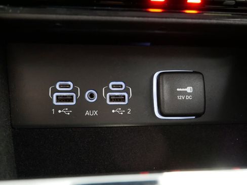 Certified 2023 Jeep Grand Cherokee Limited image 42