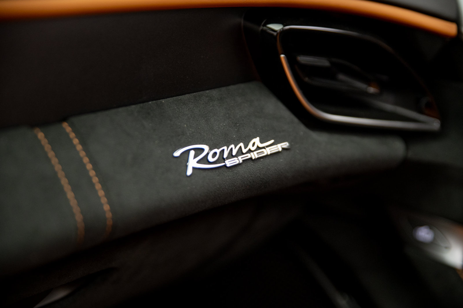 Used 2026 Ferrari Roma Spider RWD image 31