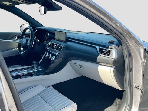 Used 2023 Genesis G70 3.3T AWD/4WD image 30