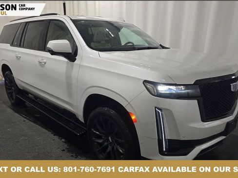 Used 2024 Cadillac Escalade ESV Sport Platinum w/ LPO, ONYX Package image 2