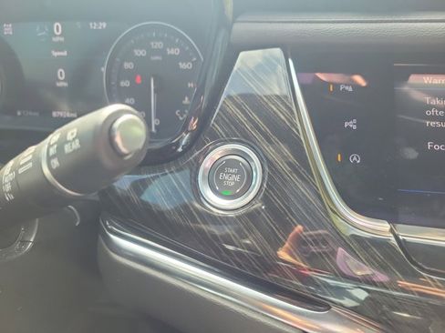 Used 2022 Cadillac XT6 Premium Luxury w/ Technology Package AWD/4WD image 14
