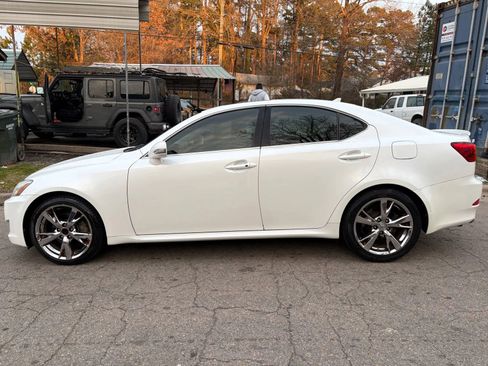 Used 2009 Lexus IS 250 image 4