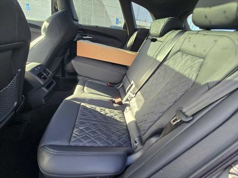 New 2025 Audi SQ5 Premium Plus image 20