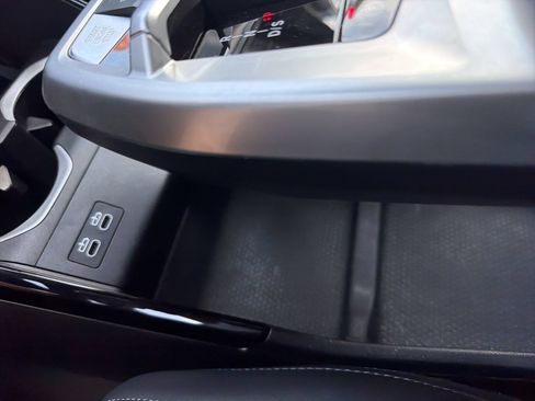 Used 2025 BMW X2 xDrive28i AWD/4WD image 34