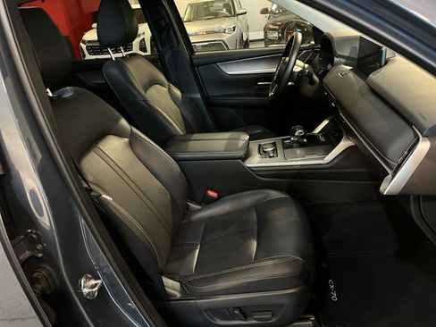 Used 2025 MAZDA CX-70 3.3 Turbo w/ Preferred Package image 38