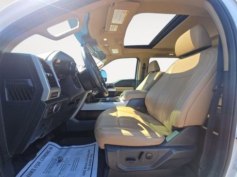 Used 2022 Ford F350 Lariat w/ Lariat Ultimate Package AWD/4WD image 9