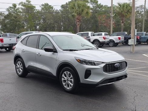 Certified 2025 Ford Escape Active w/ Tech Pack #1 image 2