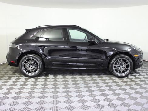 Used 2025 Porsche Macan Turbo image 8