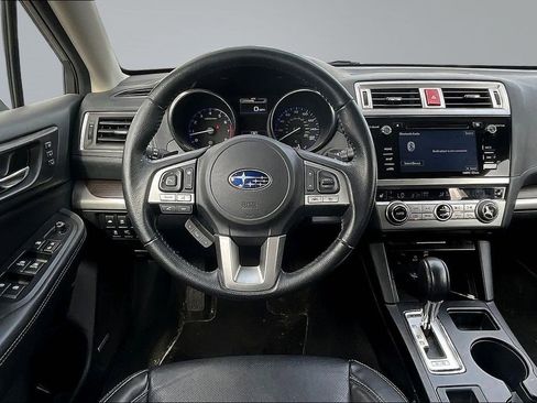 Used 2017 Subaru Legacy 3.6R Limited AWD/4WD image 8