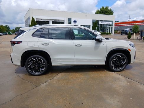 New 2026 Volkswagen Tiguan SEL R-Line AWD/4WD image 11