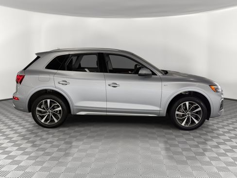 Used 2023 Audi Q5 2.0T Premium Plus w/ Premium Plus Package AWD/4WD image 8