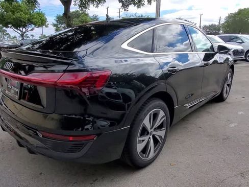 Certified 2024 Audi Q8 e-tron Premium Plus AWD/4WD image 7