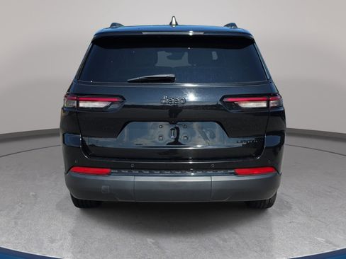 Certified 2023 Jeep Grand Cherokee L Limited w/ Black Appearance Package RWD image 6
