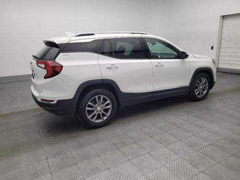 Used 2024 GMC Terrain SLT image 10