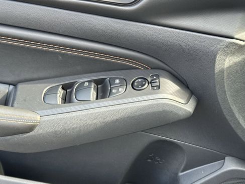 Used 2021 Nissan Altima 2.5 SR image 14