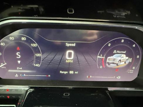 New 2026 GMC Sierra 1500 SLT image 17